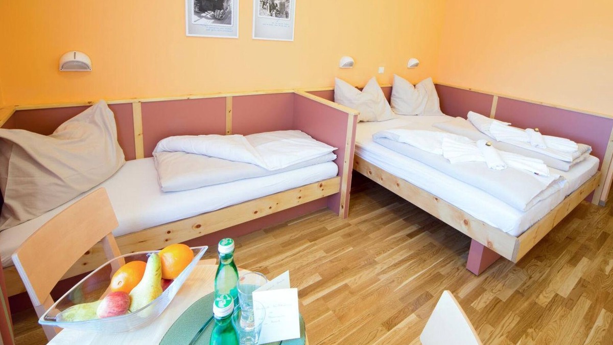 Irdning-Donnersbachtal Cottage | Four-bed room (half board) - JUFA Hotel Planneralm*