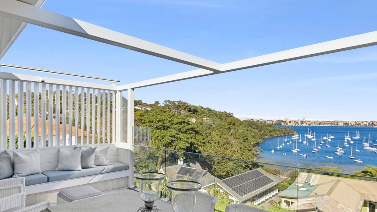 Mosman House | Four bedroom harbour front home in Mosman!