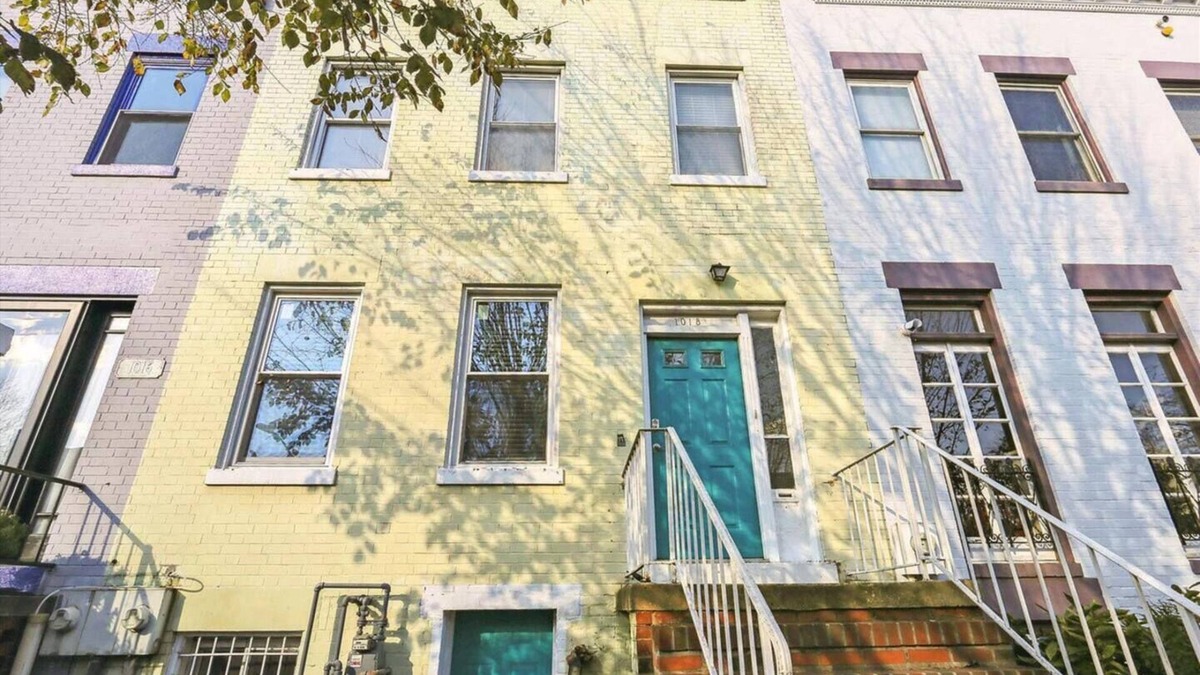Washington House | Four Bedroom House Near Sports & Museums