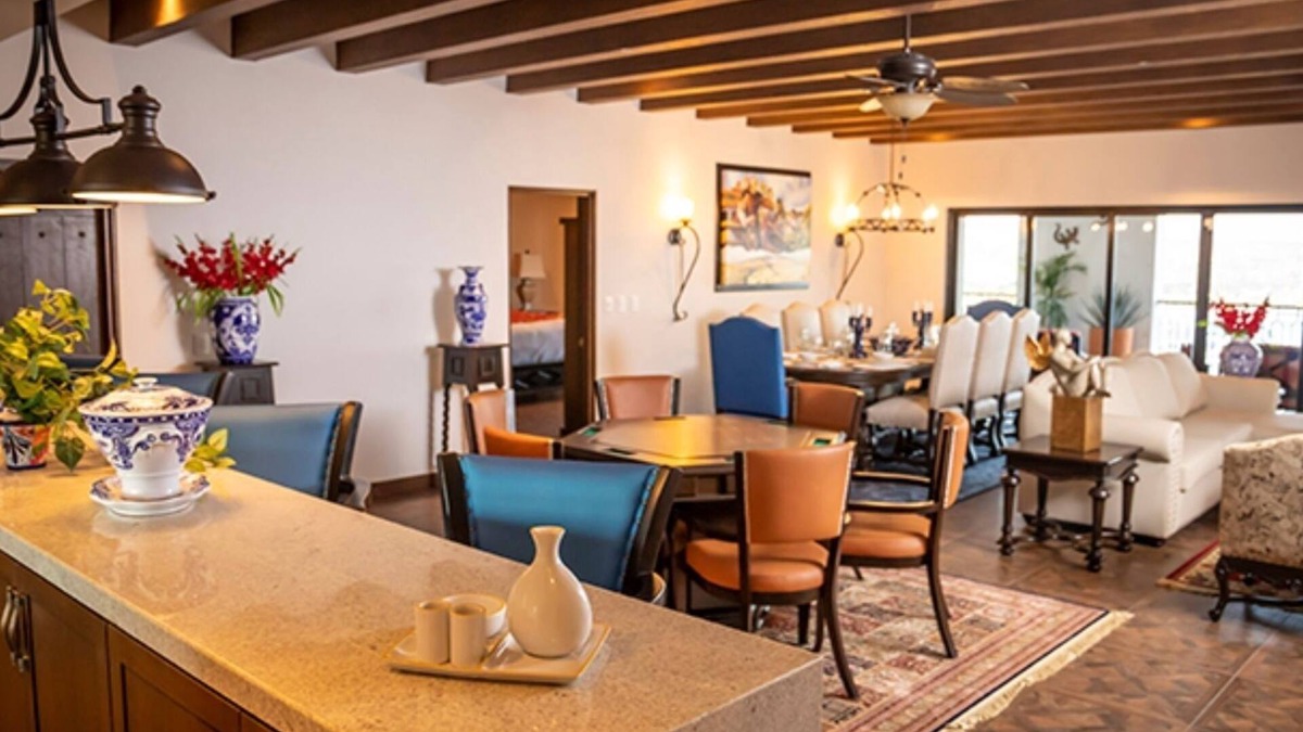 El Rosarito Villa | Four Bedroom Vista Penthouse Suite - VISTA ENCANTADA RESORT, SPA & RESIDENCES - Breakfast Included by RedAwning