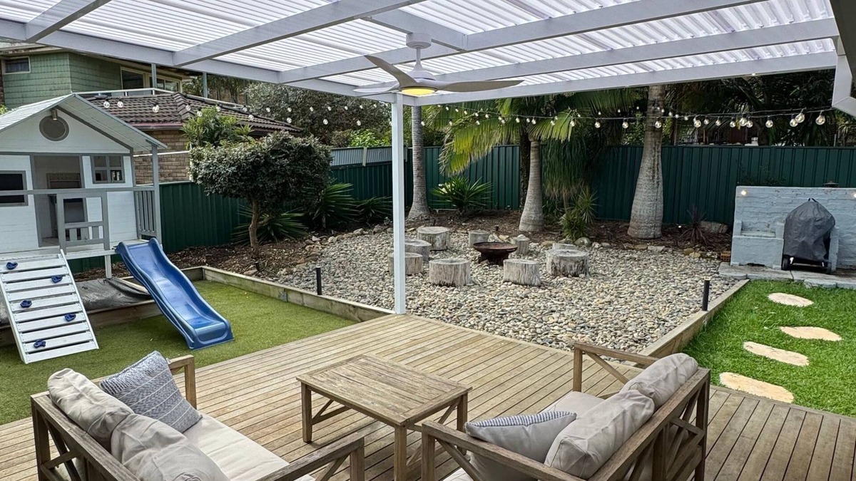 Forster House | Four Palms Forster Luxe Spacious Pet Friendly