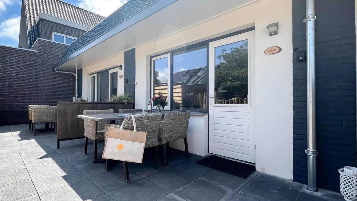 Camperduin House | Four-person holiday home with a beautiful location near the beach and dunes