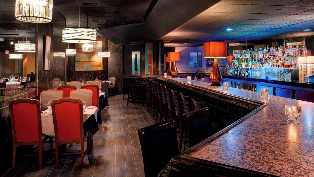Novi Hotel | Four Points by Sheraton Detroit Novi