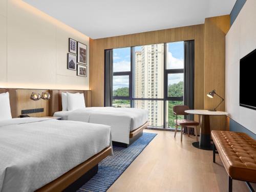 Huaxi Hotel | Four Points by Sheraton Guiyang Huaxi Park