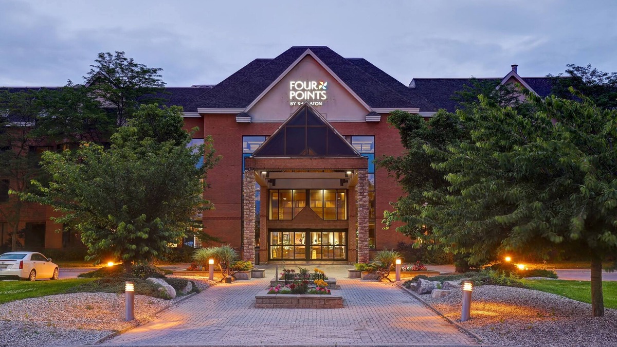 Thorold Hotel | Four Points by Sheraton St. Catharines Niagara Suites