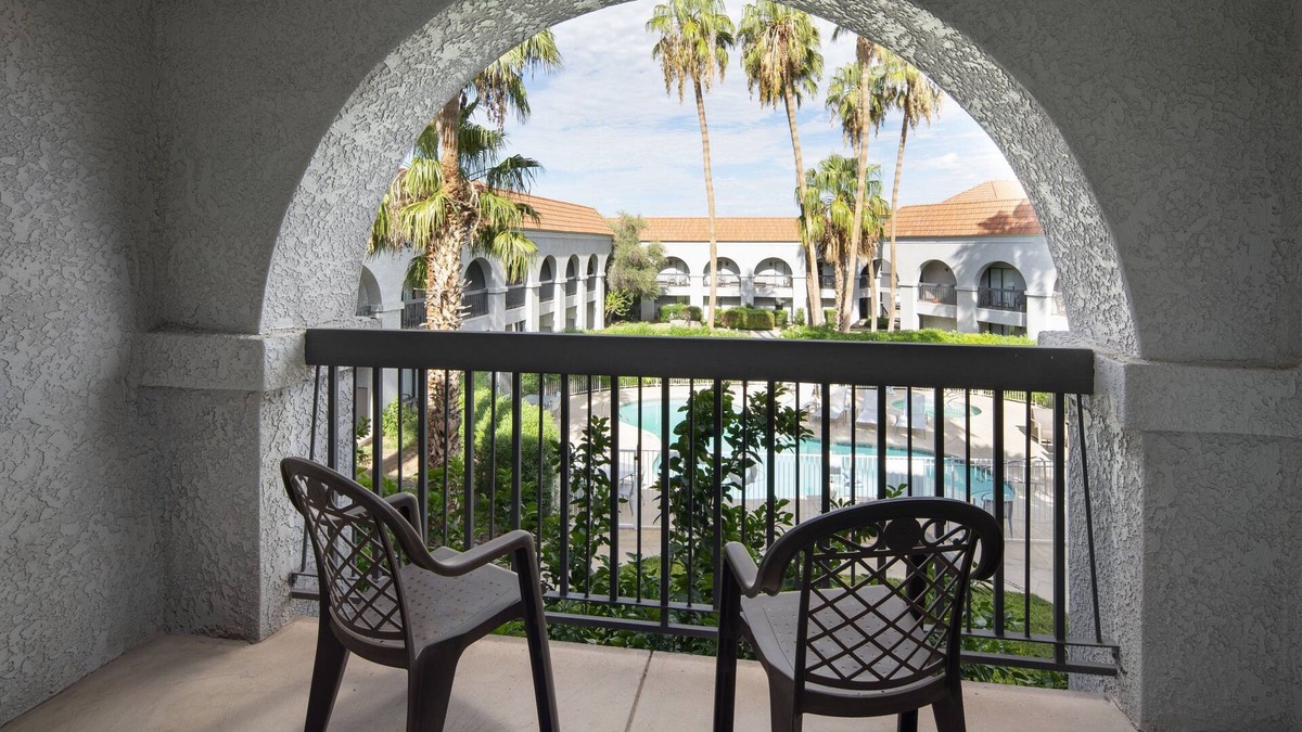 Tucson Hotel | Four Points by Sheraton Tucson Airport