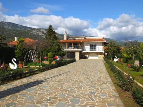 Sipiada Apartment | Four Seasons