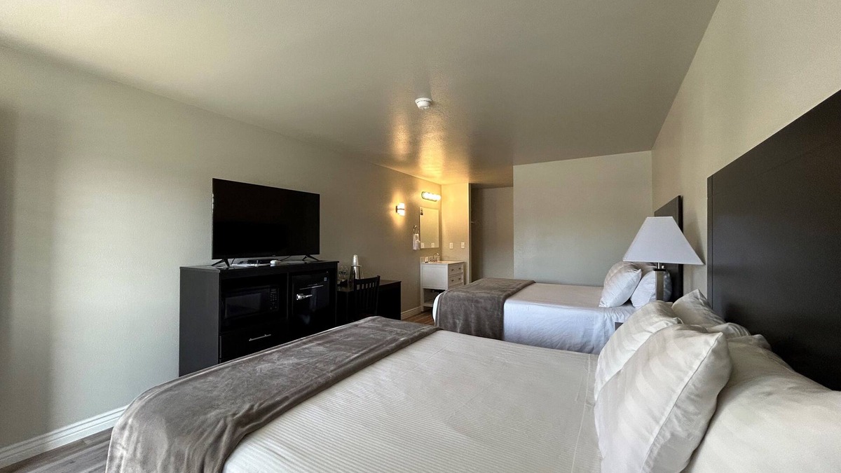 Ely Hotel | Four Sevens Motel