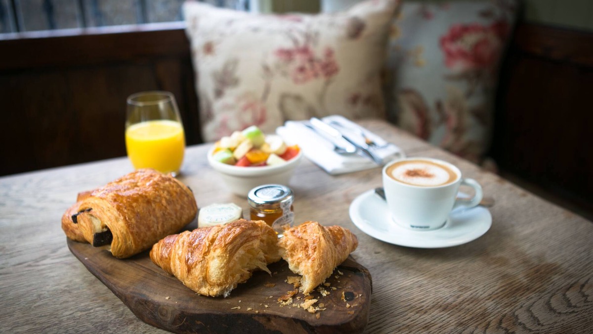 Village Hotel | Fox and Grapes