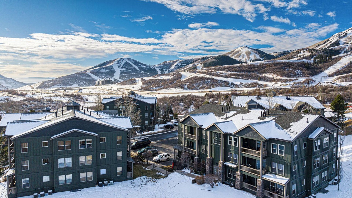 Park City Condo | Fox Bay Condo w/Community Hot Tub+Fitness Center, Across from Deer Valley East Village