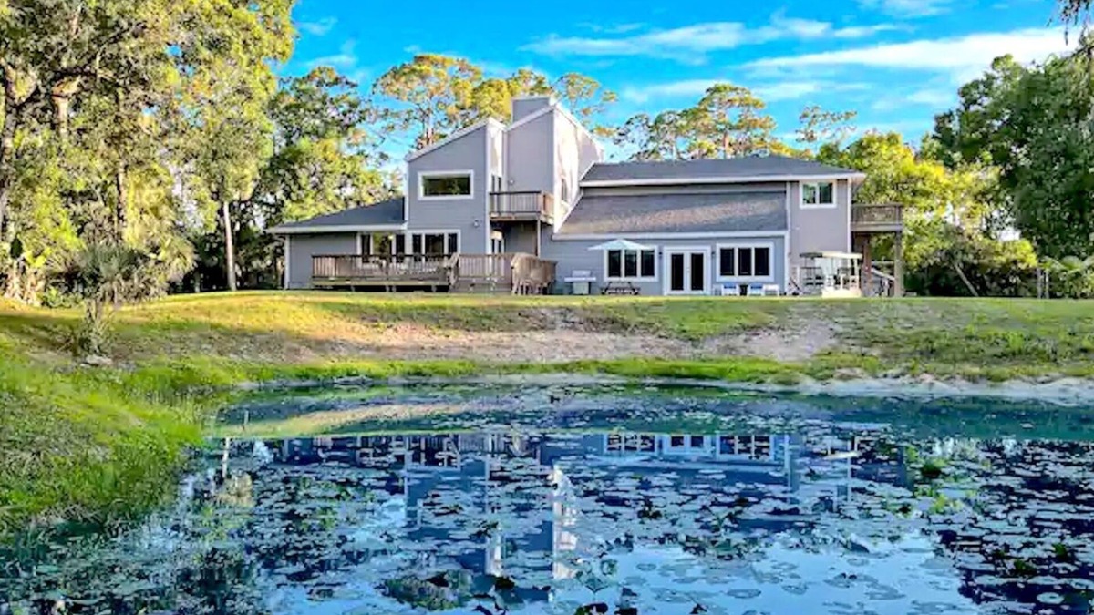 Jupiter House | Fox Ranch Estate on 2. 5 Acres in Jupiter, Game Room, Perfect for large groups