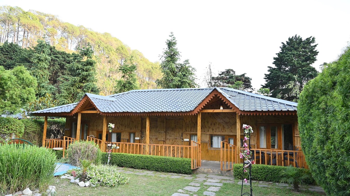 Shyamkhet Resort | Foxoso Misty Oaks Resort
