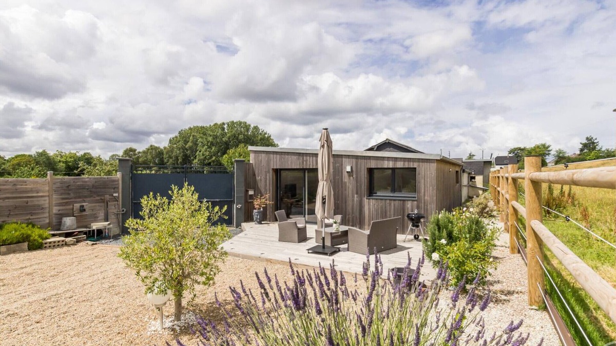 Tourlaville Cottage | Modern Cottage with Private Garden, Terrace & Bikes Near Château Ravalet, Close to Sea and Shops