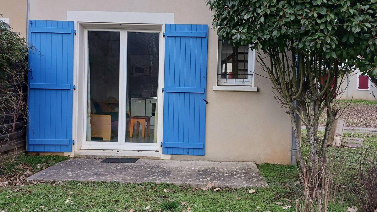Saint-Geniez-d'Olt Apartment | T3 village goelia saint gêniez d'olt heated pool 12