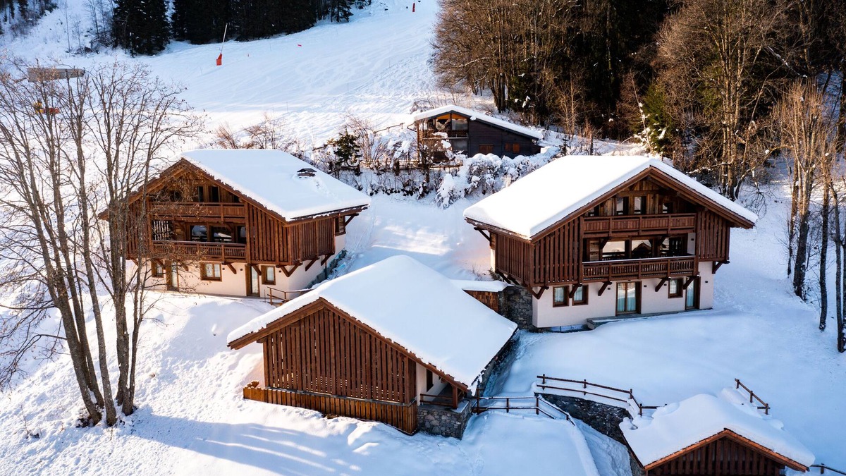 Saint-Nicolas-de-Veroce Ski Chalet | Chalet 5* ski in/out, swimming-pool, sauna, cinema, 20 people
