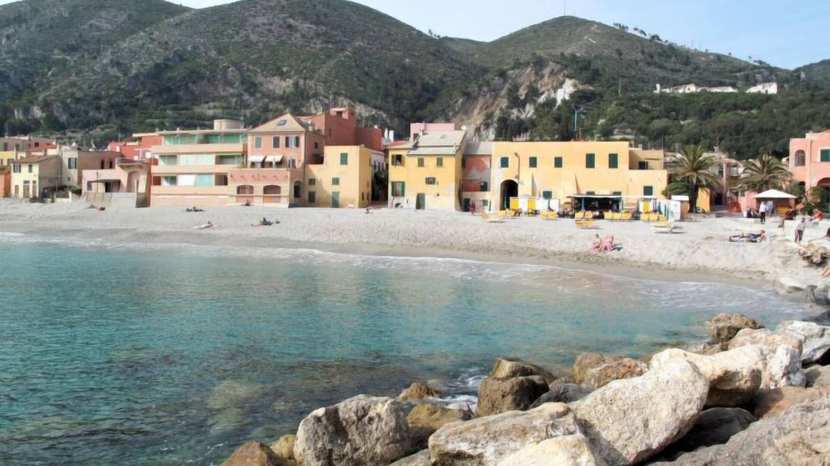 Varigotti House | Francesca (VGO210) by Interhome