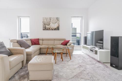 Katowice Apartment | Francuska Comfort Apartment by BookingHost