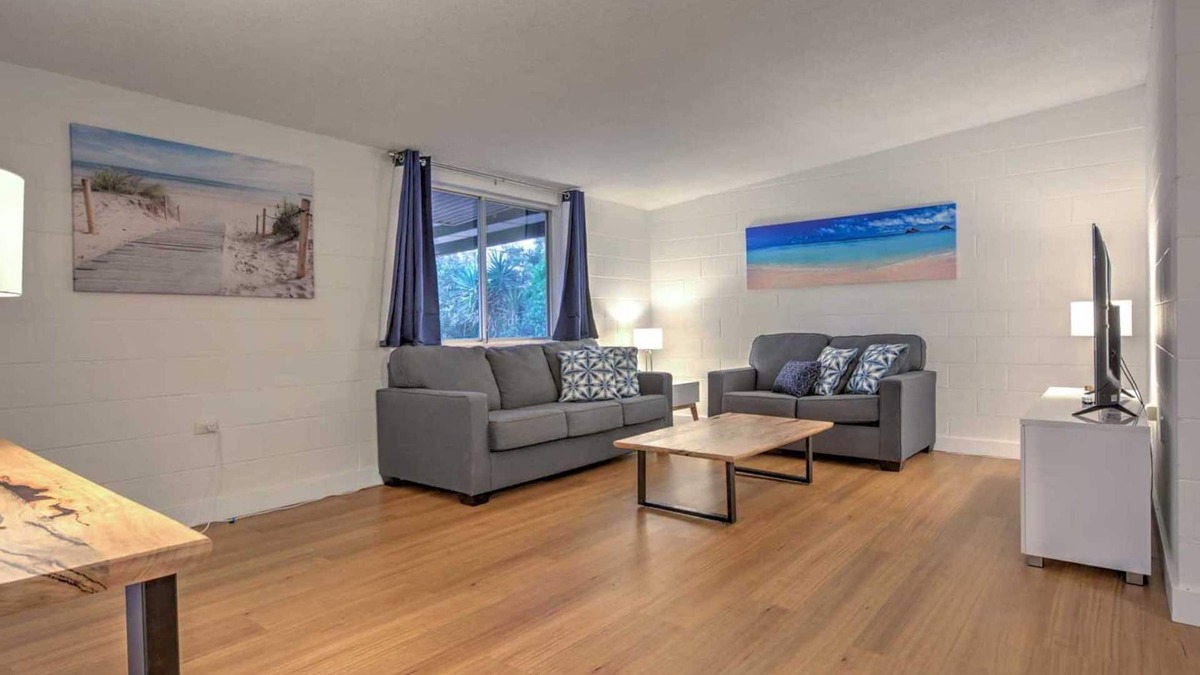 Exmouth House | Frangipani - Loads of space in this great family home