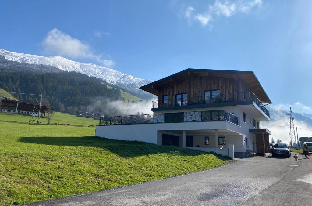 Tux Apartment | Franzerl