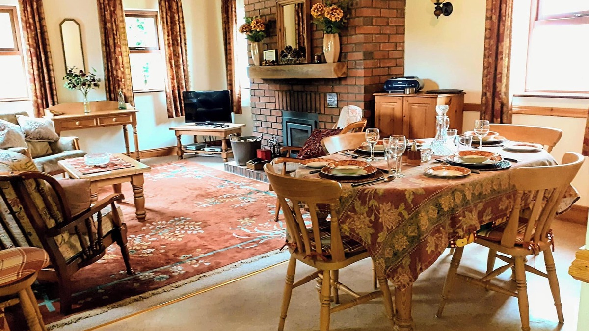 Garrykennedy Cottage | Fraoch Cottage