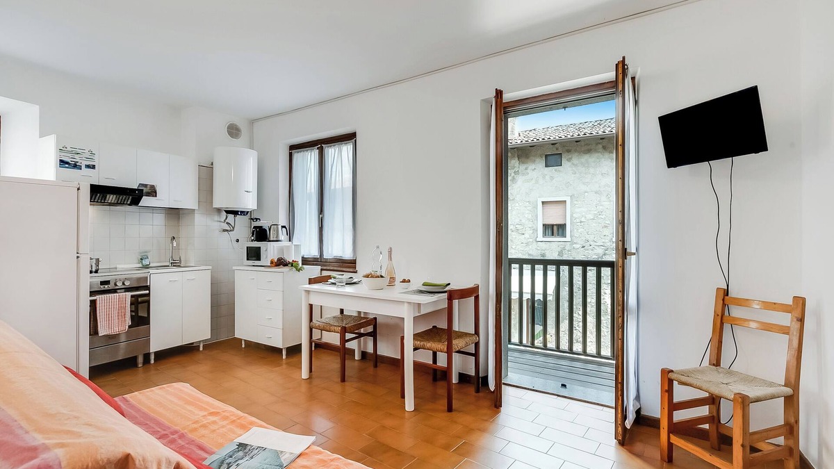 Tenno Apartment | Frapporta 1, Tenno, Italy
