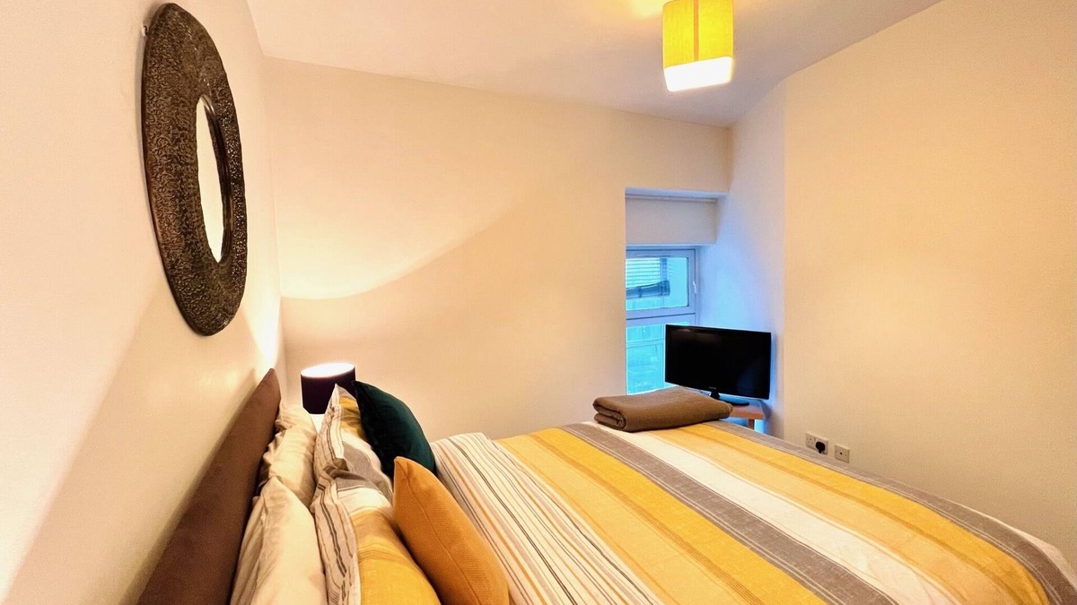 Central Aberdeen Apartment | Fraser Place Executive 2 bed city centre Apt