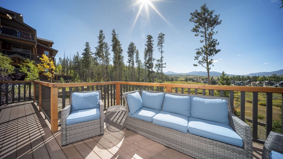 Fraser Condo | Fraser valley condo near slopes w/deck & BBQ