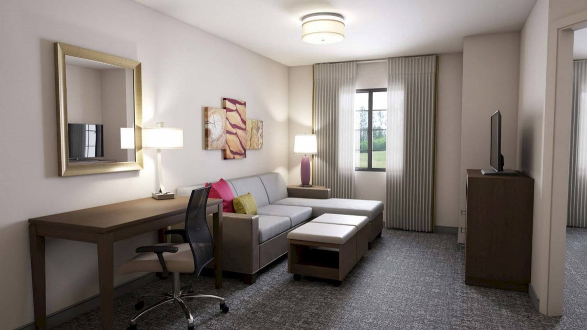 Lafayette Condo | Free Breakfast Buffet. Pool. Only 5 Miles from Purdue University!