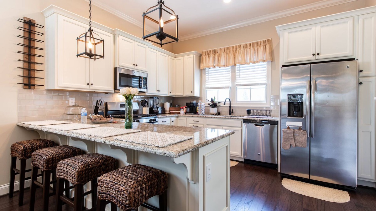 Prospect House | Free breakfast ❤️Stay at Peppermint Cottage - Norton Commons -Walk to shop & eat