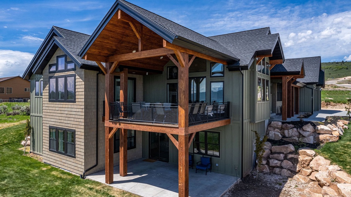 Garden City Cabin | *Free Night* (Winter/Spring Stays) (Stay 3 get 4th free) Huge Lodge Sleeps 50!