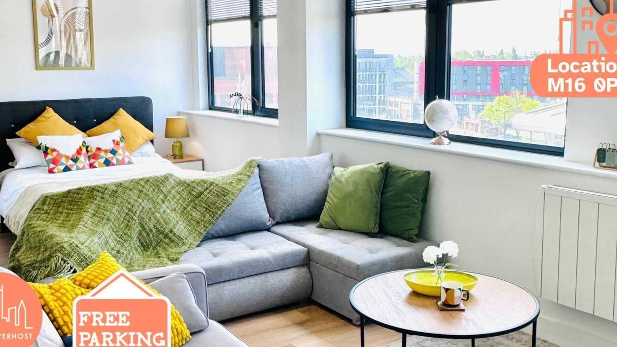 Old Trafford Apartment | Free Parking Old Trafford Flat By City SuperHost