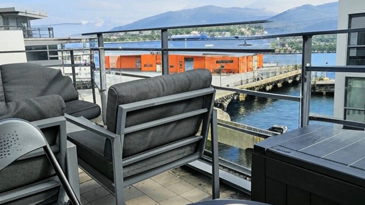 Alesund Apartment | Free Parking Space, Balcony, Prime Location
