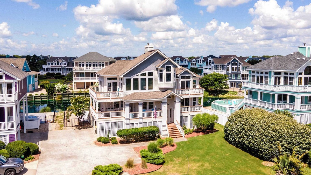 Buck Island House | FREE Pool Heat/near beach, Fall 3+ Nights Discount