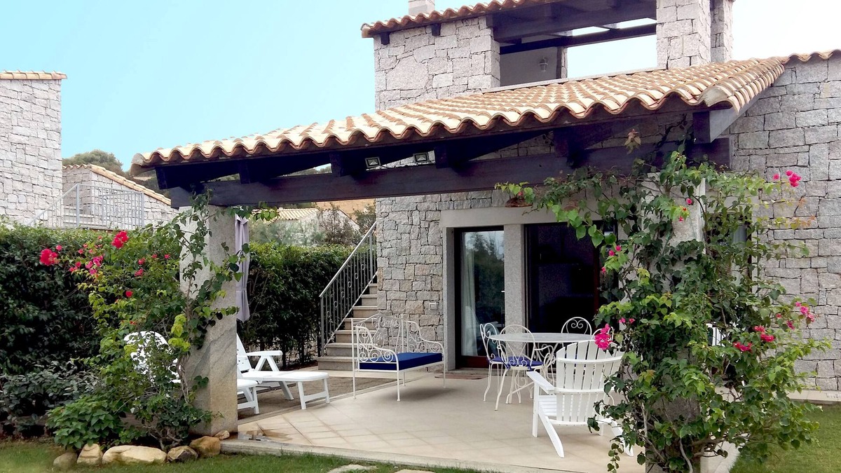 Cala Sinzias Villa | FREE WIFI INDEPENDENT VILLA 500 M FROM THE WONDERFUL CALA SINZIAS BEACH