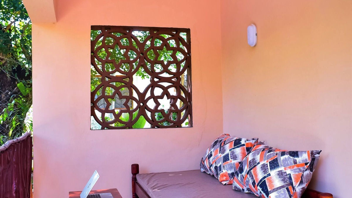 Kilifi House | Free Wifi&Parking, Smart TV, Hot Shower, House Keeping