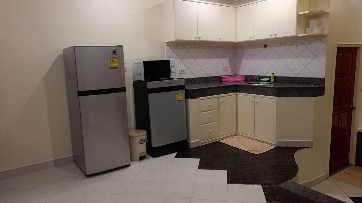 Pratumnak Hill Apartment | Freeway Pattaya make you feel as home