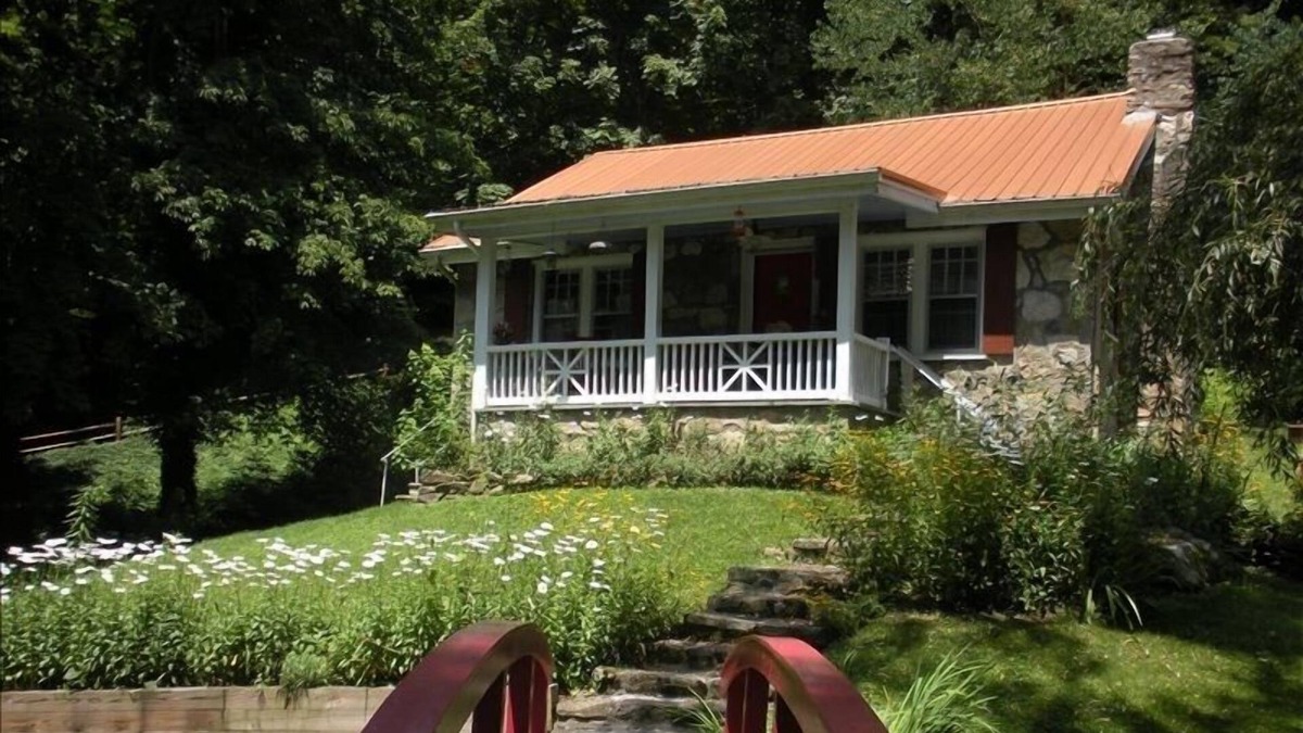 Cataloochee Ranch Cabin | French Country Cabin