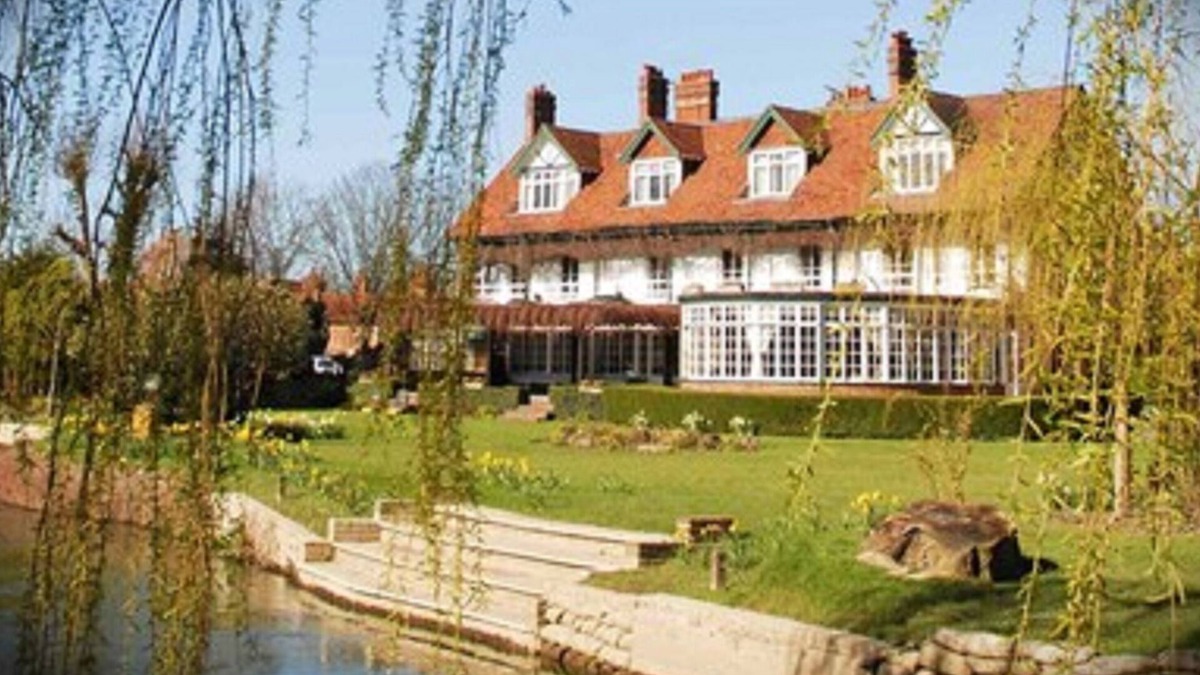 Sonning Hotel | French Horn Hotel