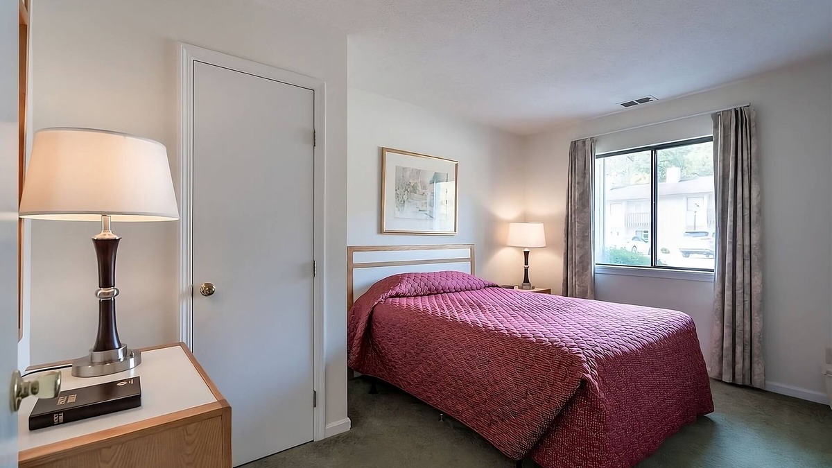 French Lick Villa | French Lick Escape | 2 Relaxing Villas with Full Kitchen and Indoor Pool