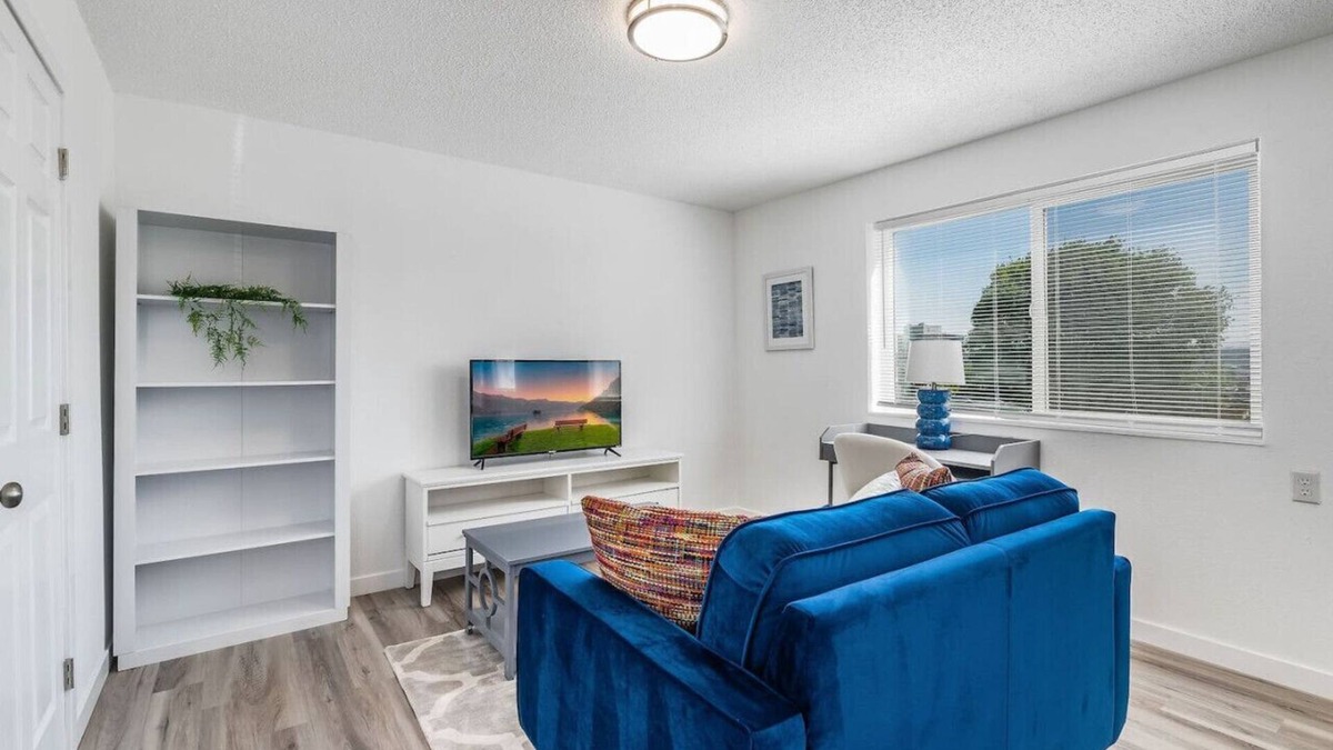 Central Tacoma Apartment | Fresh 1BR/1BA in Downtown Tacoma - 8