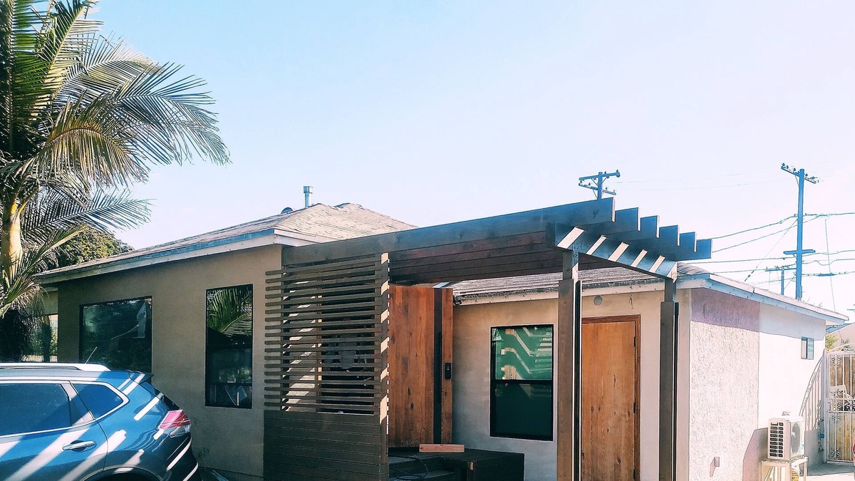 Gardena Apartment | Fresh studio guest suite in a quiet neighborhood.