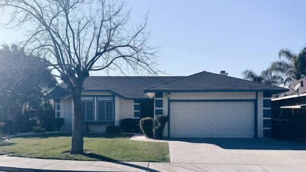 Turlock House | Freshly Remodeled Modern Home