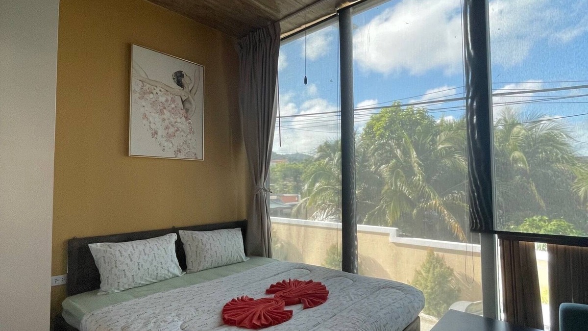 Ban Saiyuan Villa | Freshly renovated "The Buddha Rawai Villa", only 5 minutes from the beach !