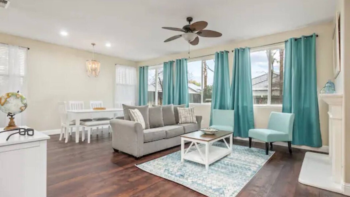 Roosevelt House | Fresno House - BBQ, Fire Pit, 3 Bed, 2 Bath & 2 Car Garage!