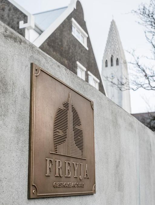 Downtown House | Freyja Guesthouse & Suites