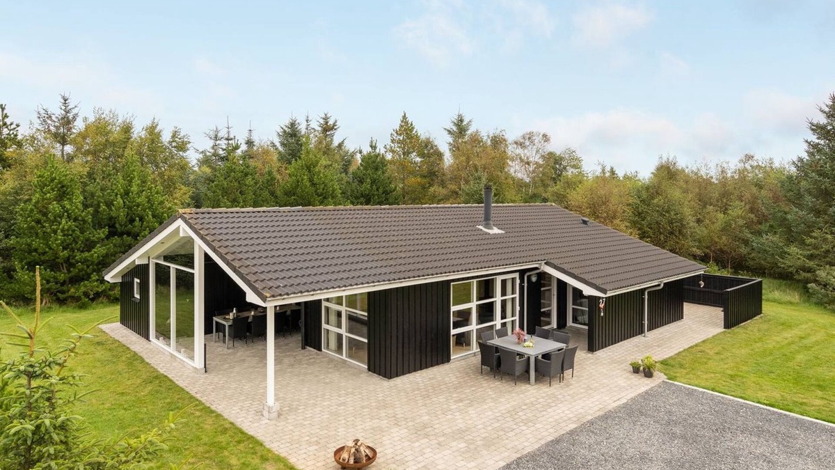 Torup Strand House | "Frida" - 700m from the sea by Interhome