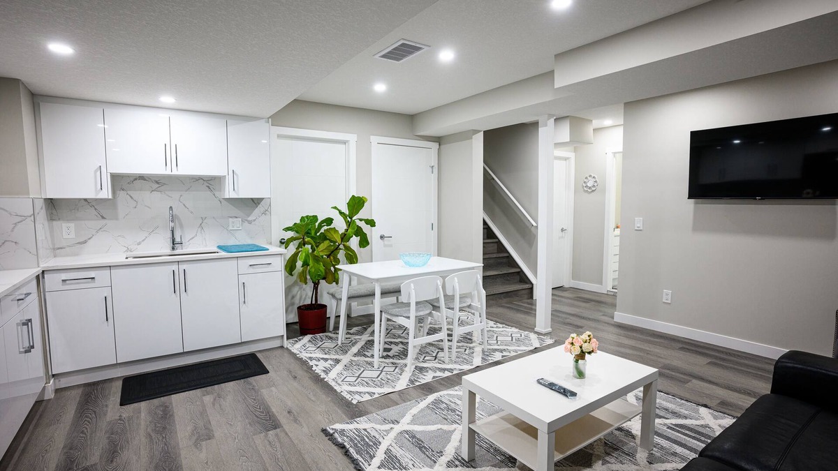 Symons Valley House | Friendly Entire Basement with 2 Bedrooms, 1 Full Bathroom & Full Kitchen