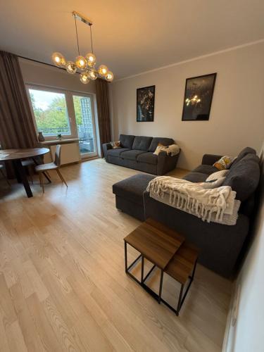 Ursynow Apartment | Friends & Family KEN Apartment 80m2, metro Stoklosy