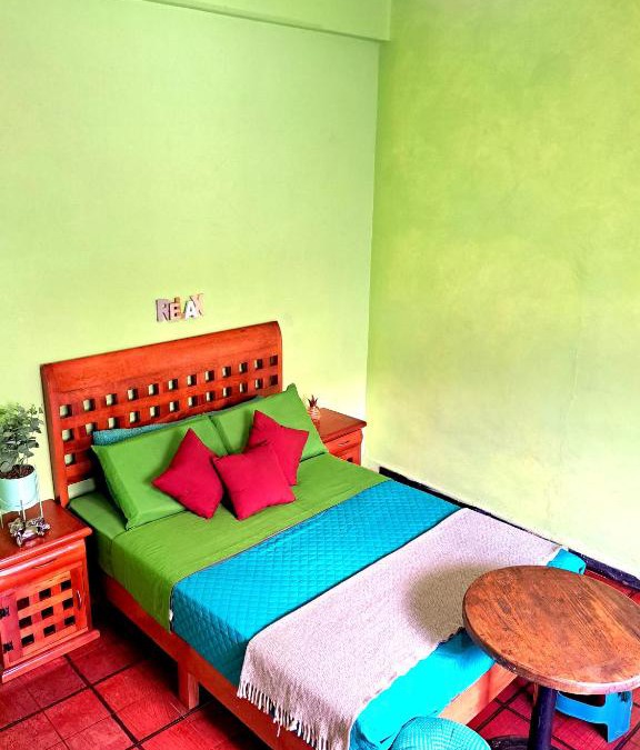 Taxco House | Frog room Taxco downtown