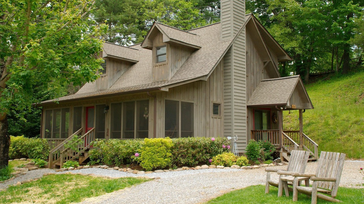 Canton House | Froggy Bottom on the River 3 Bedroom, 2 Bath, Year Round Access